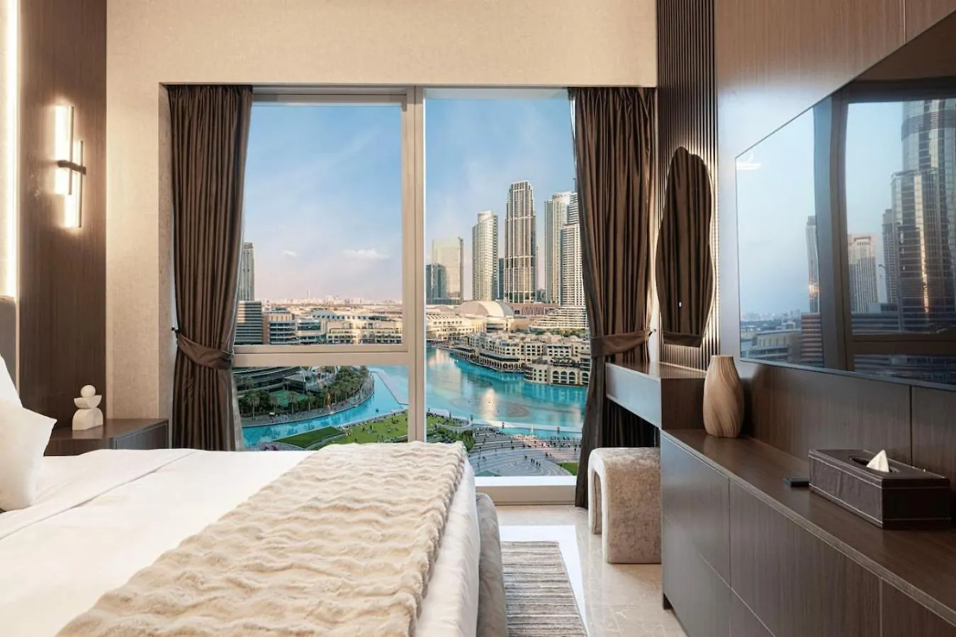 New Years Luxury Burj Khalifa And Fountain Views Apartment Dubai United Arab Emirates